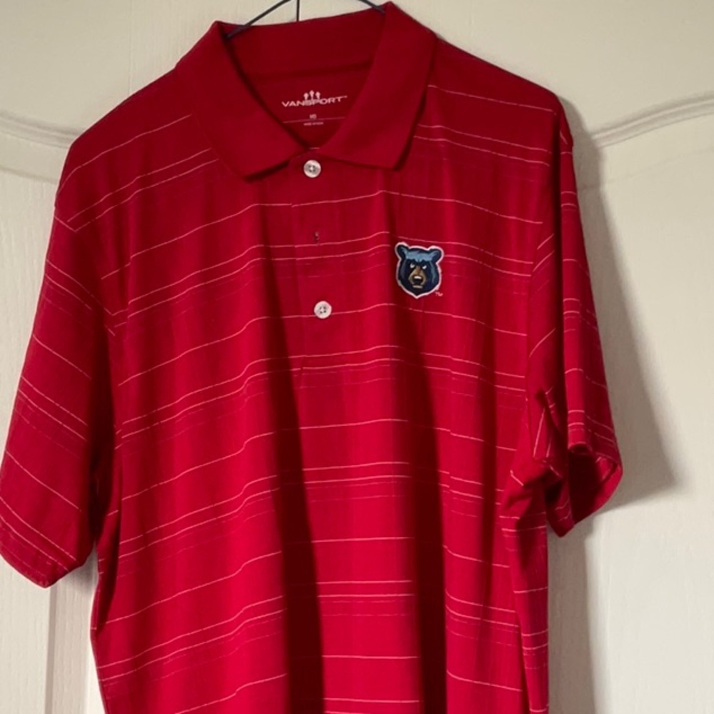 Men’s polo shirt with the Tennessee Smokies logo
